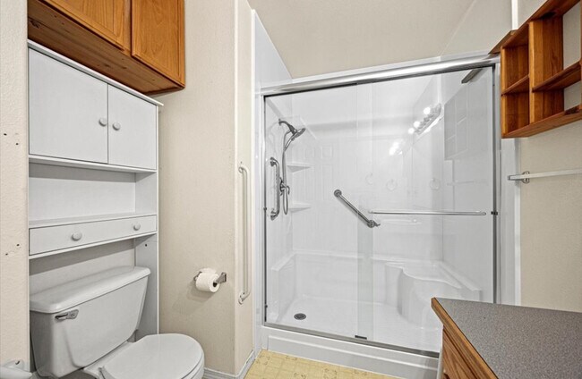 Building Photo - 803 Coopers Ct