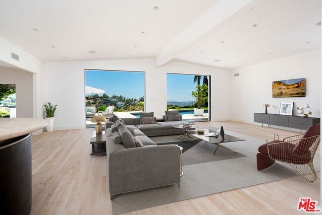 Building Photo - 1622 Tower Grove Dr