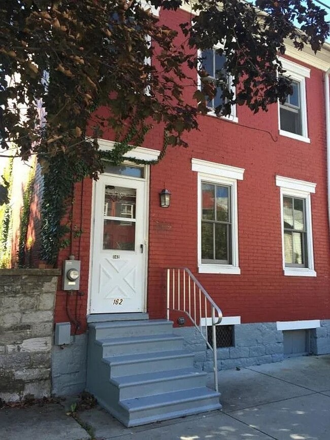Building Photo - 2 Bedroom in Carlisle, PA!