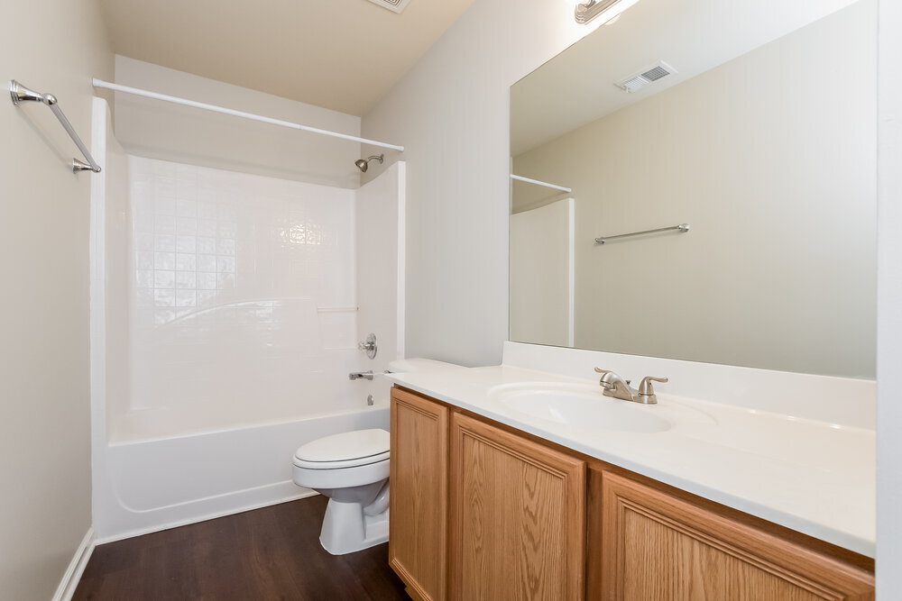 Building Photo - 203 Highland Falls Dr