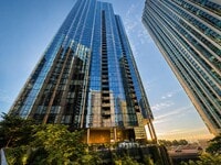 Building Photo - 211 N Harbor Dr