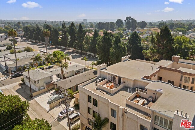 Building Photo - 12321 Ocean Park Blvd