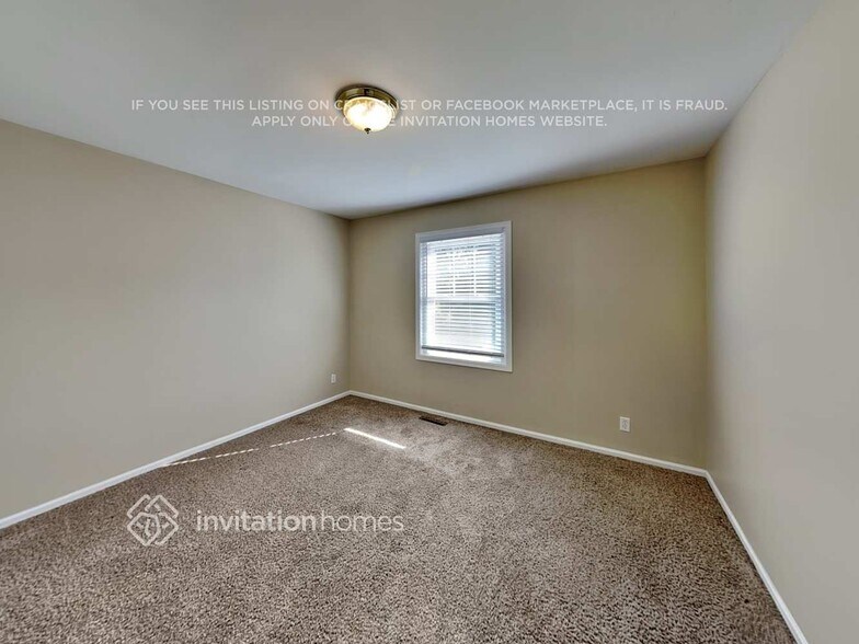 Building Photo - 330 Bayberry Ct