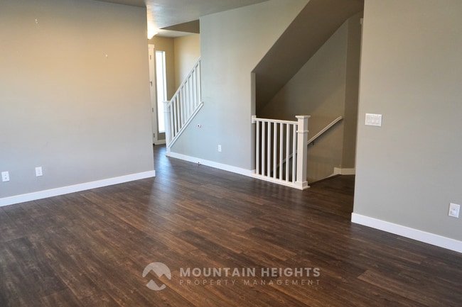 Building Photo - 3977 W Penstemon Wy