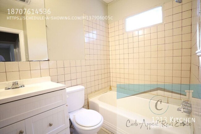 Building Photo - 1213 Kitchen-