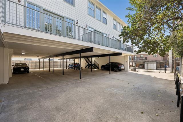 Building Photo - 4125 Holland Ave