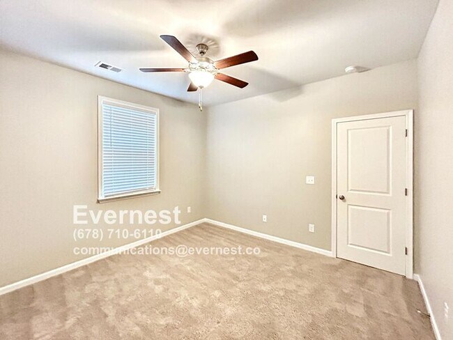 Building Photo - 355 Caledonia Ct