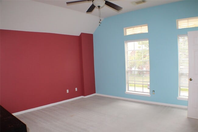 Building Photo - 12231 Ashford Park Dr