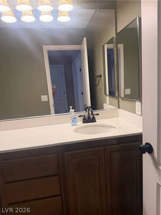 Building Photo - 10849 Wallflower Ave