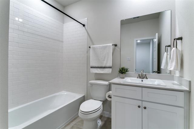 Building Photo - 2451 Morningside Dr