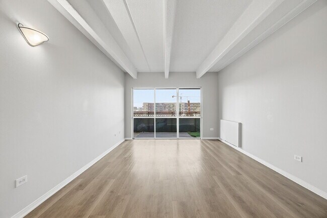 Building Photo - $1,545.94 - 1 Bed, 1 Bath Condo in the Heart of Denver!