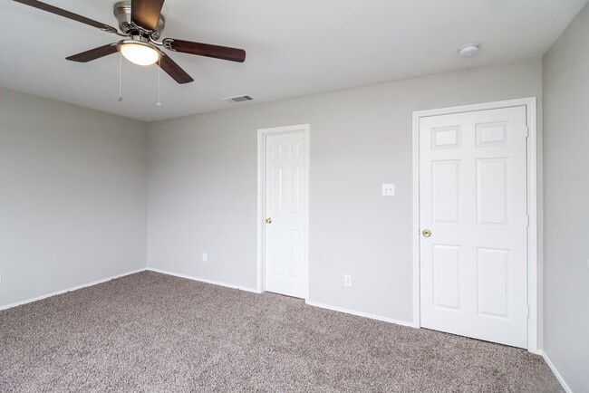 Building Photo - 1502 Killdee Ct