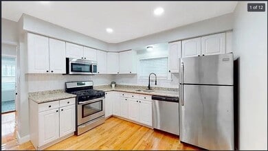 Building Photo - 14 Perkins St