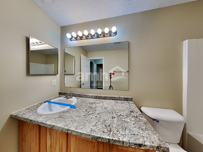 Building Photo - 2778 Sussex Place Dr