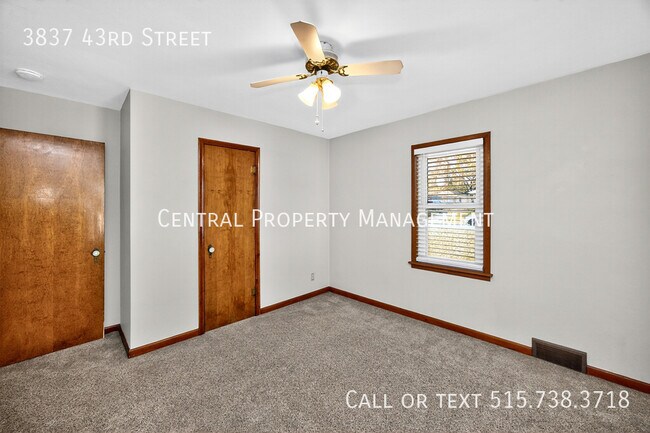 Building Photo - 3837 43rd St