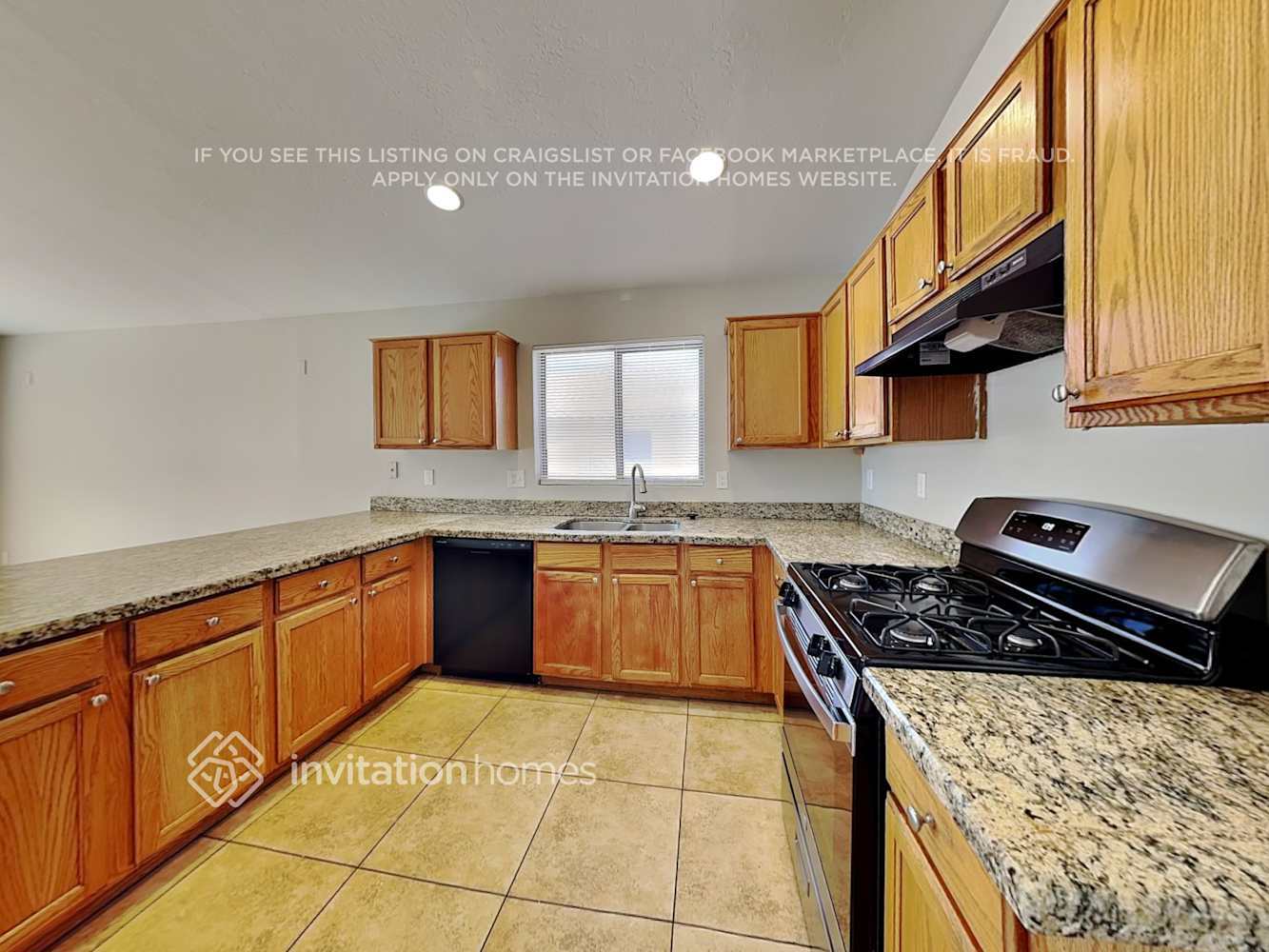 Building Photo - 11003 E Delta Ave