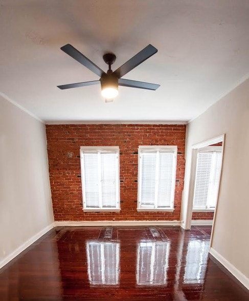 Living room - Arwyn Manor Apartments...New York Style..Newly Remodeled Apartments...Hardwood Floors! CALL NOW!