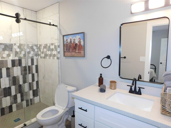 Building Photo - 7109 Avenue L