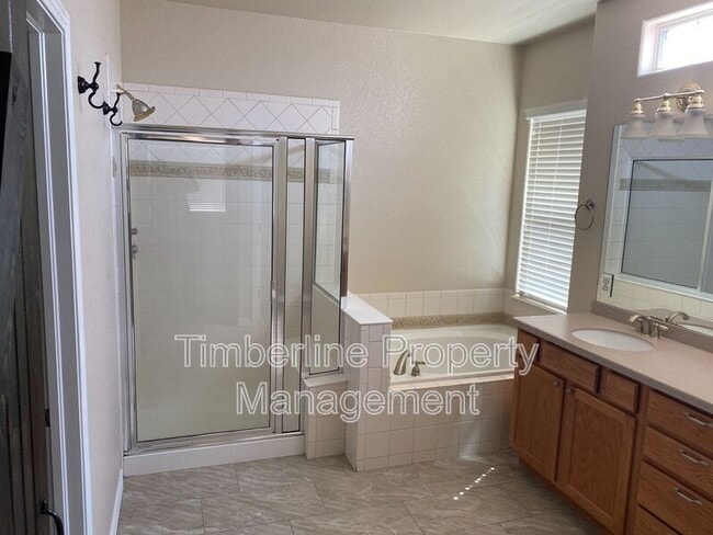 Building Photo - 14786 Air Garden Ln