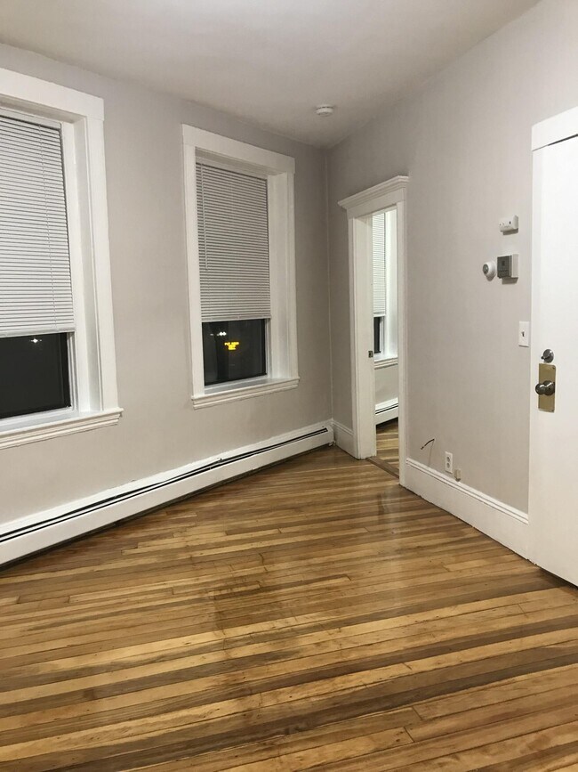 124 Central Ave 124 Central Ave Lynn MA 01901 Apartment Finder