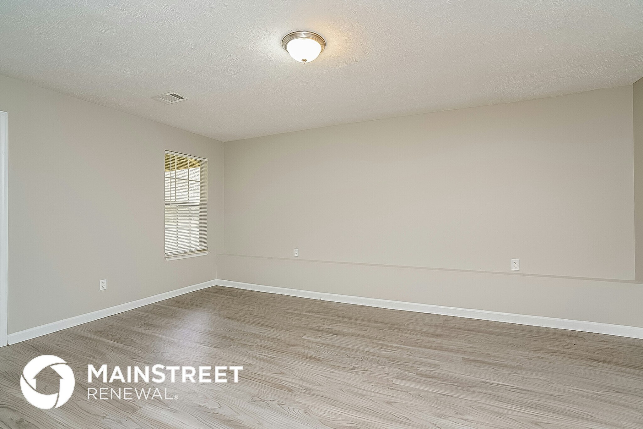 Building Photo - 1705 Pine Crest Ct