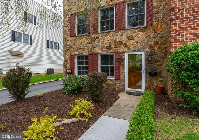 Building Photo - 107 Haldeman St