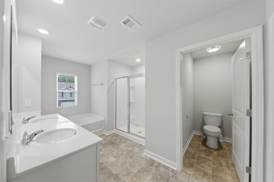 Building Photo - 250 Sweet Bay Ln
