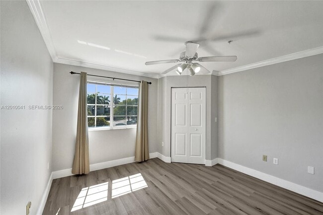 Building Photo - 631 SW 111th Ln