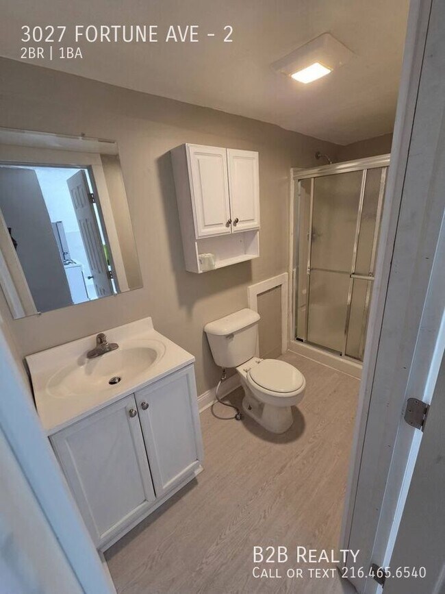 Building Photo - 3027 Fortune Ave