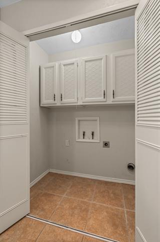 Building Photo - 5061 Amhurst Ln