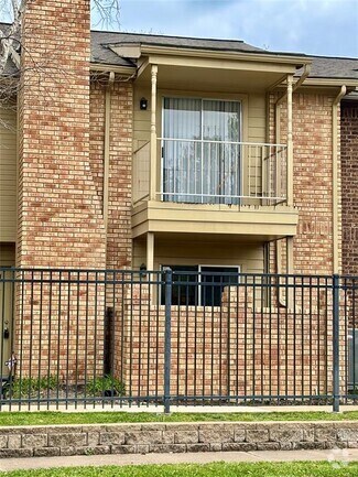 Building Photo - 1515 Sandy Springs Rd
