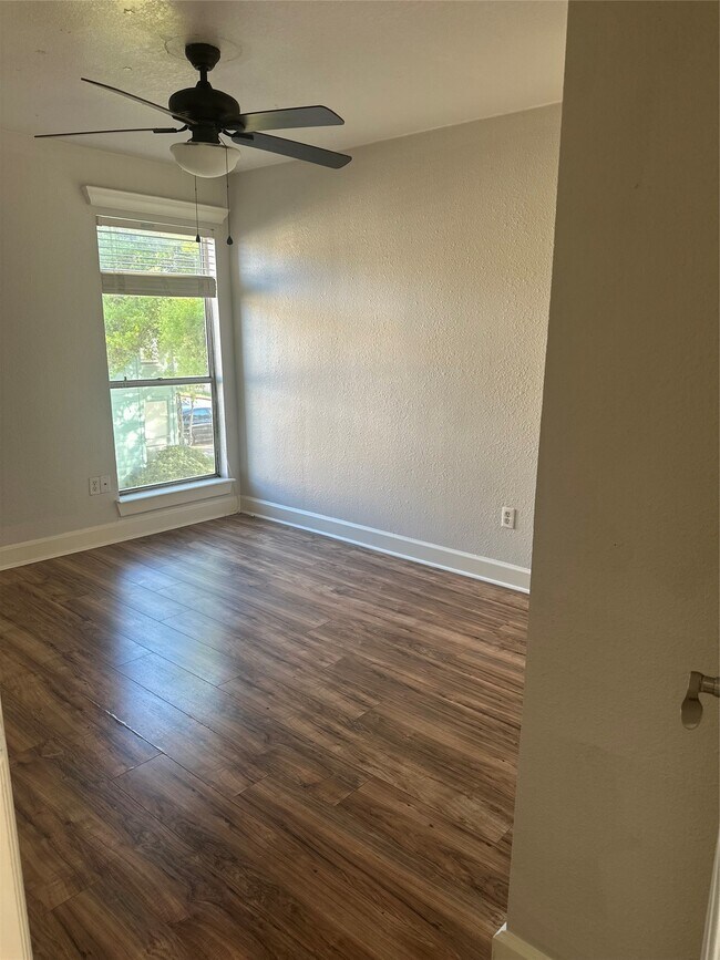 Building Photo - 11685 Alief Clodine Rd