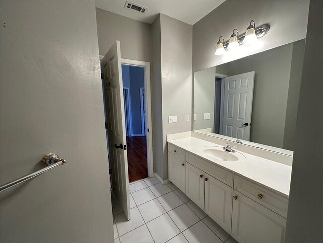 Building Photo - 530 Pearl Cove Ct