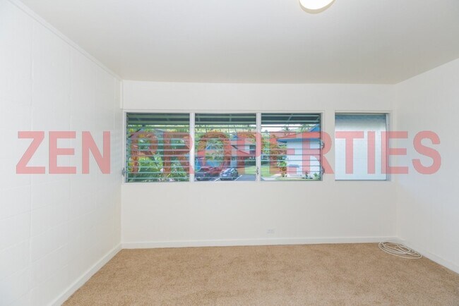 Building Photo - 1379 Hunakai St