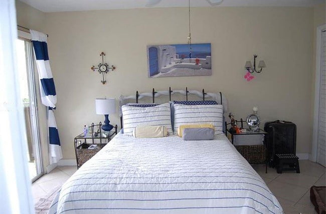 Building Photo - 8149 Lagos De Campo Blvd