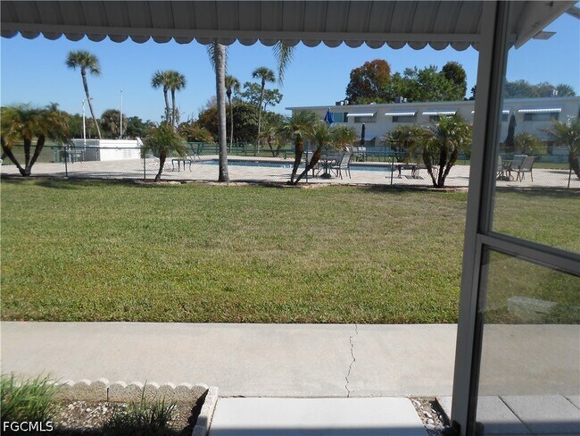 Building Photo - 357 Joel Blvd