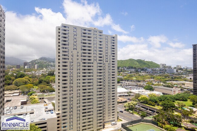 Building Photo - 60 N Beretania St