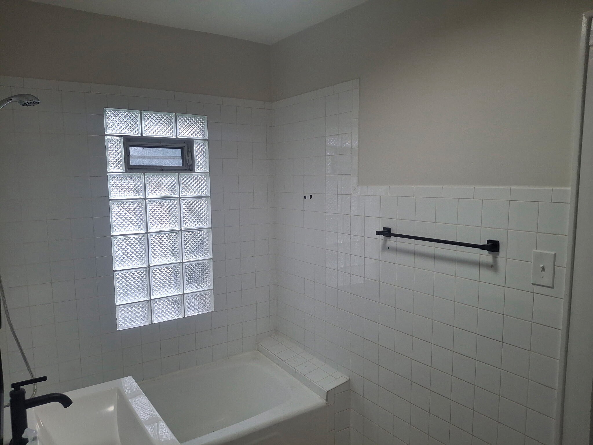 Building Photo - 306 N 71st St