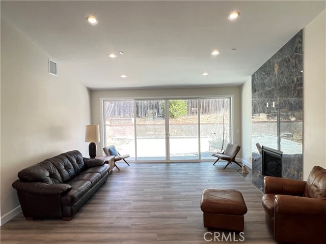 Building Photo - 1011 Hyde Park Dr