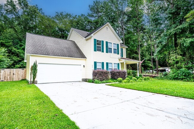 Building Photo - 614 Walnut Dr