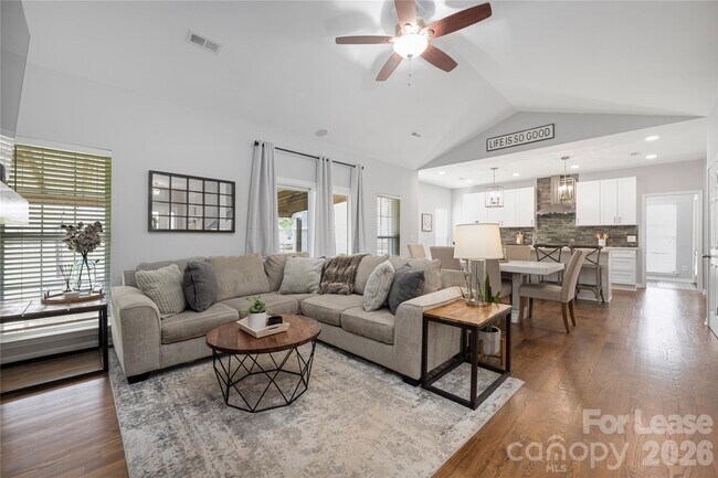 Building Photo - 150 State Park Rd