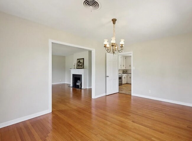 Building Photo - 1175 N 23rd St