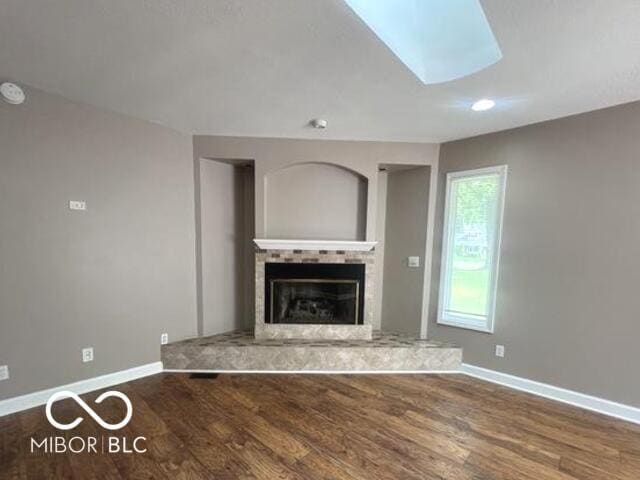 Building Photo - 945 Fox Hill Dr