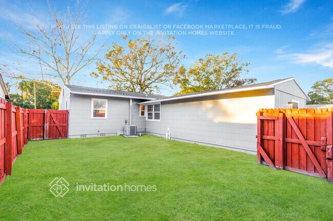 Building Photo - 4535 Emerson Ave S