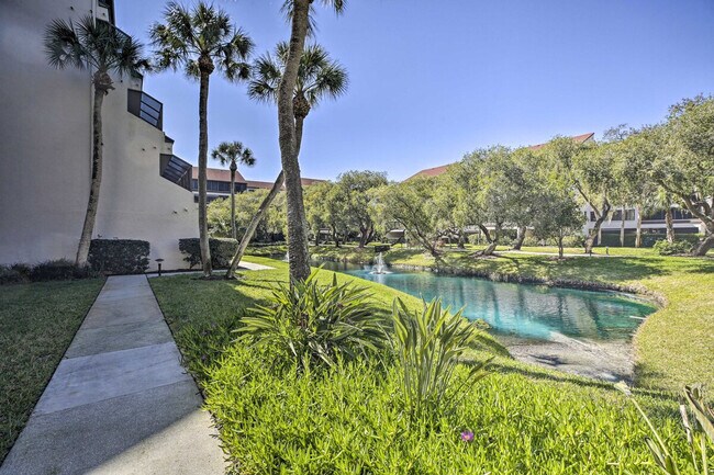 Building Photo - 6265 Midnight Pass Rd