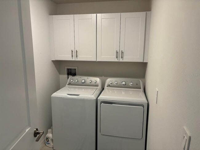 Building Photo - 870 Tennyson Mill Cir