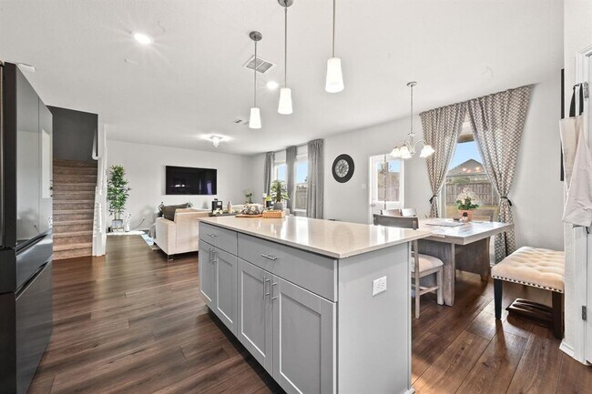 Building Photo - 446 Grace Lilly Dr