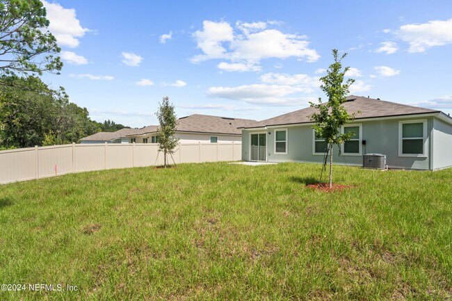 Building Photo - 353 Ardila Cir