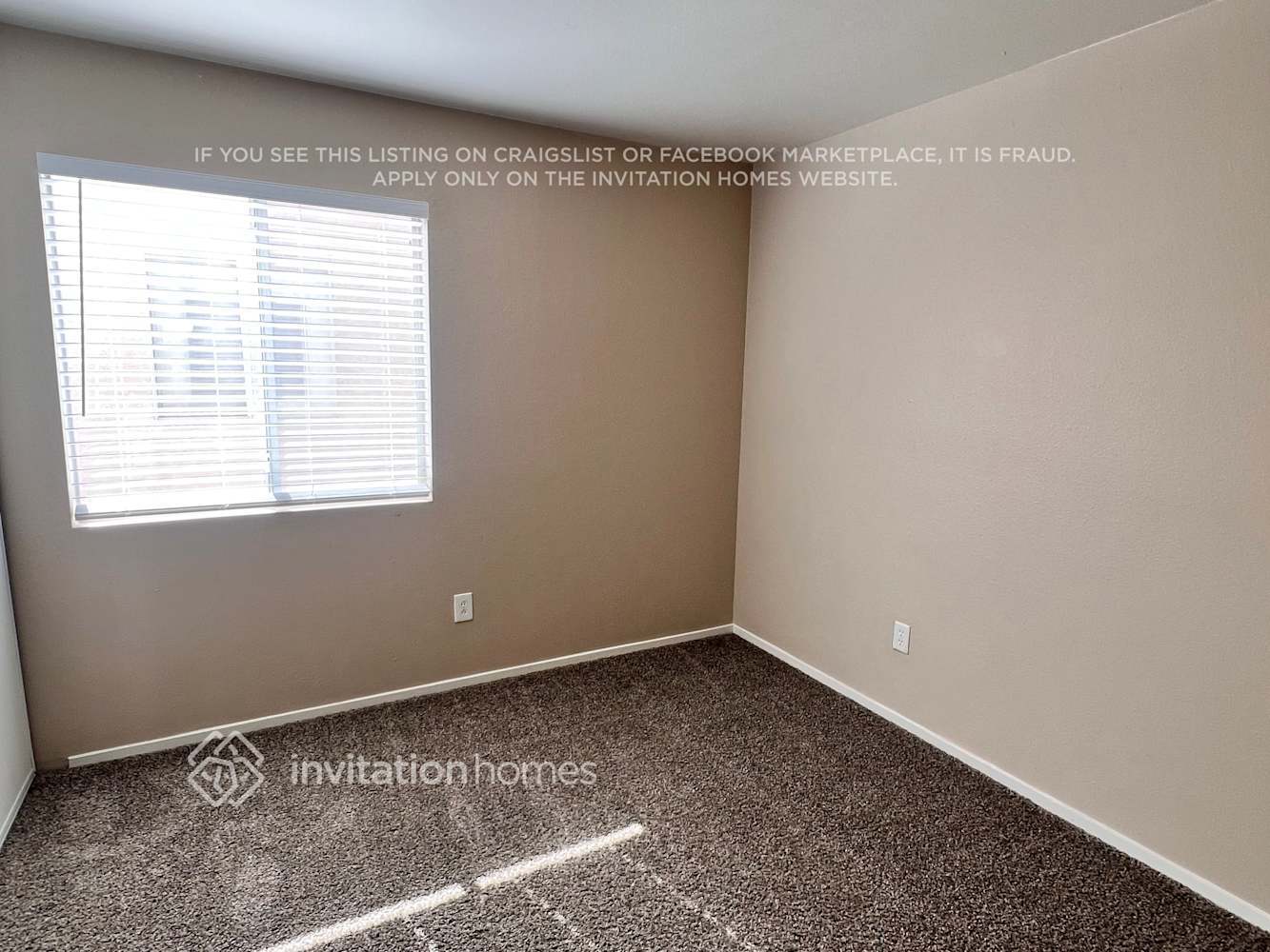 Building Photo - 876 Tollbrook Way