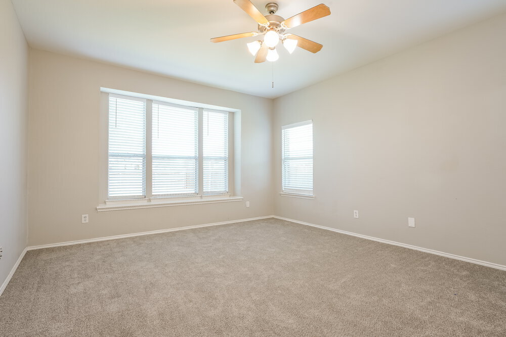 Building Photo - 925 Trailwood Dr